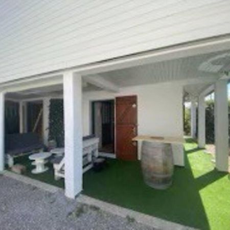 Joli T2 Bas De Chalet Plage De Груиссан Экстерьер фото